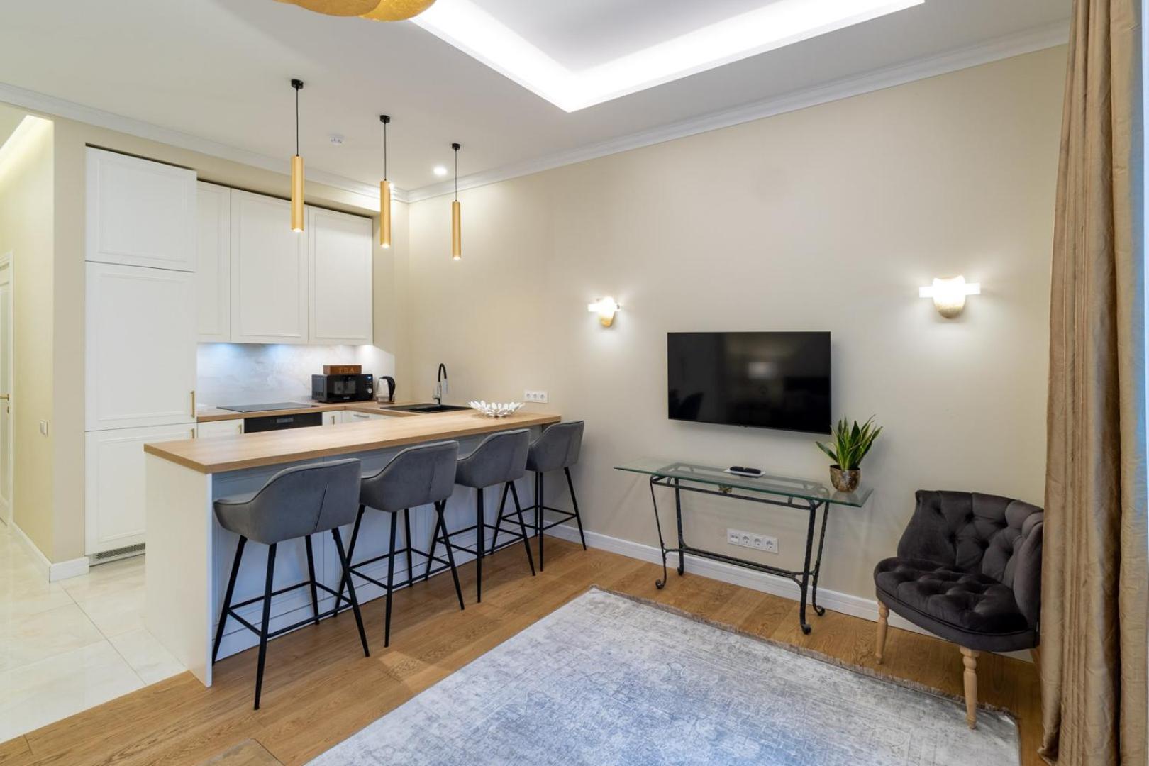 Luxury Central Apartment In Putvinskio Street كاوناس المظهر الخارجي الصورة